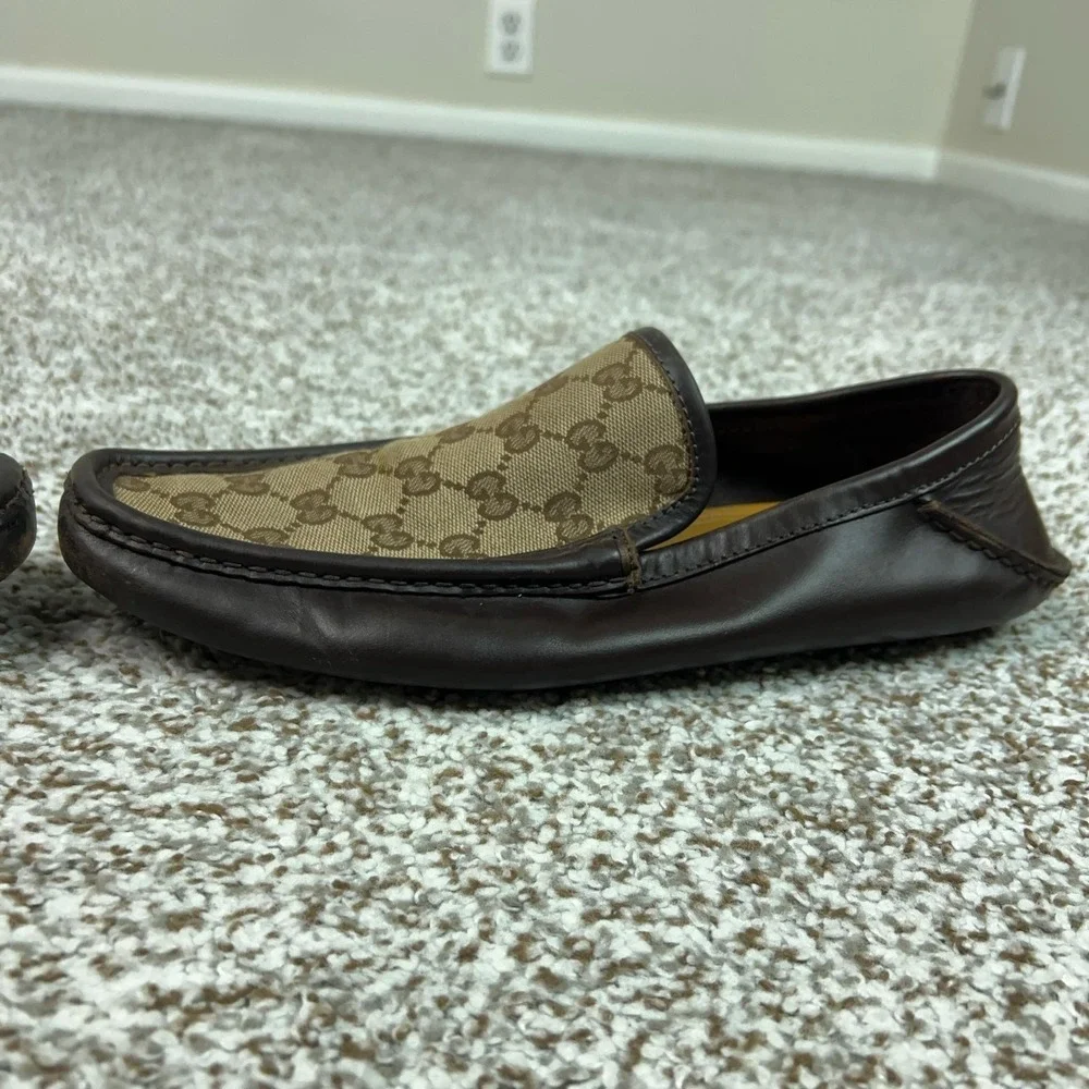 Gucci Mens Shoes Size 7.5 Brown Leather Canvas Loafers Slip On GG Monogram Italy